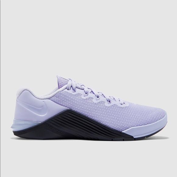 nike metcon lavender